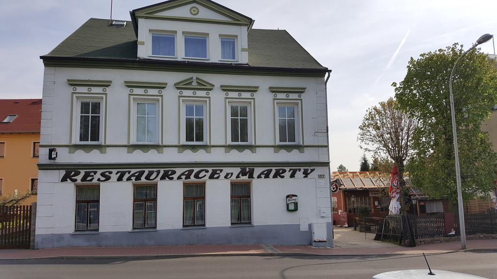 Hotel Restaurace U Marty Dubí Exteriér fotografie