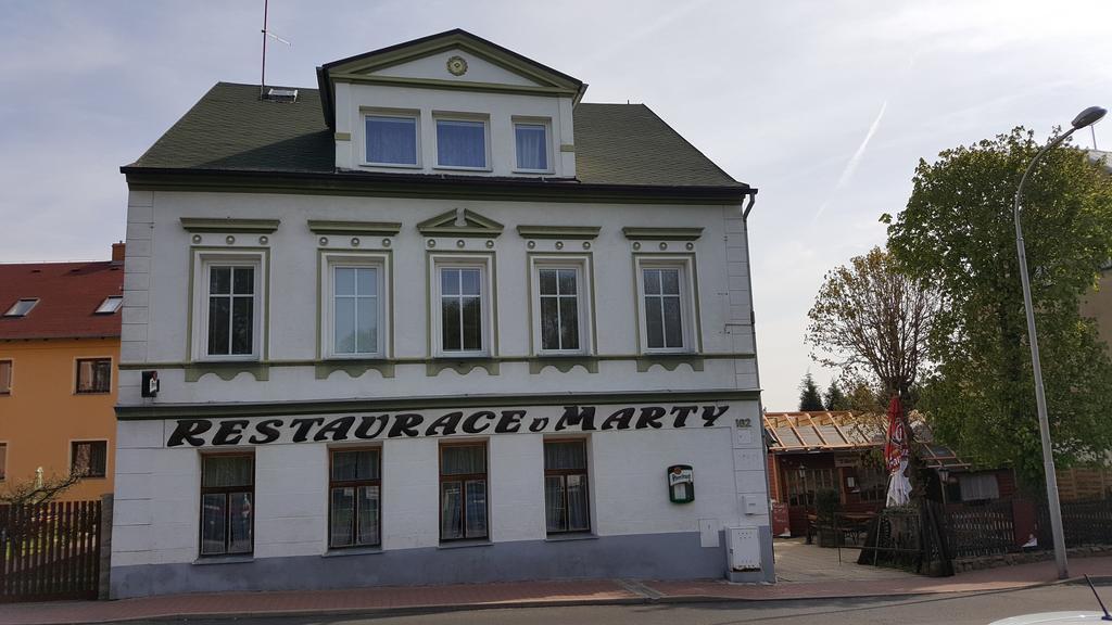 Hotel Restaurace U Marty Dubí Exteriér fotografie
